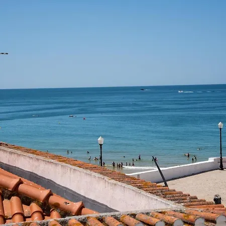Oceanfront Fortress Holiday home Armacao de Pera