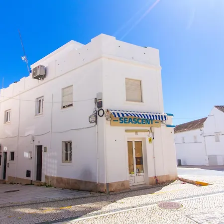 Prázdninový dům Oceanfront Fortress