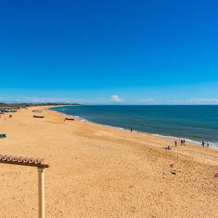 Oceanfront Fortress Prázdninový dům *